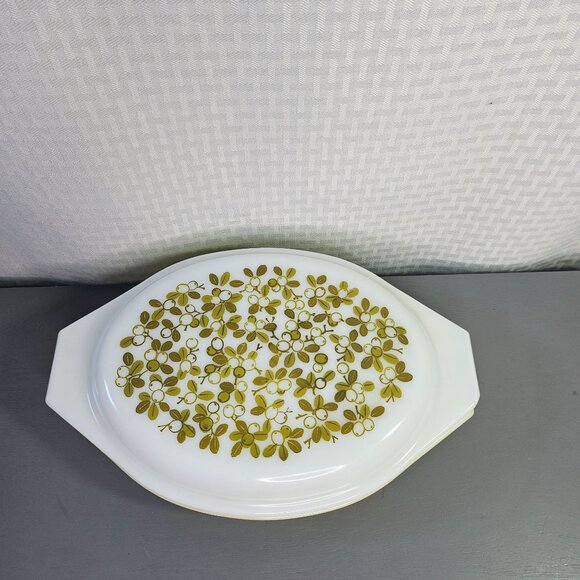 Vintage Pyrex divided baking dish in green print Great Condition - Picture 2 of 11